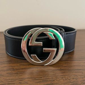Classic Signature Black Leather Gucci Belt with G Buckle